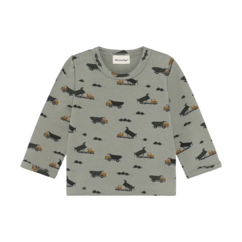 Long-sleeved T-shirt